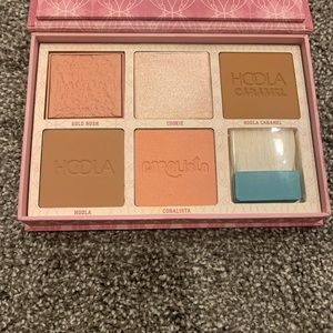 benefit cheekleaders bronze squad
Brand New